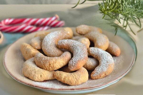Vanillekipferl selber backen – Das perfekte Rezept - Vanillekipferl selber backen – Einfaches und perfektes Rezept